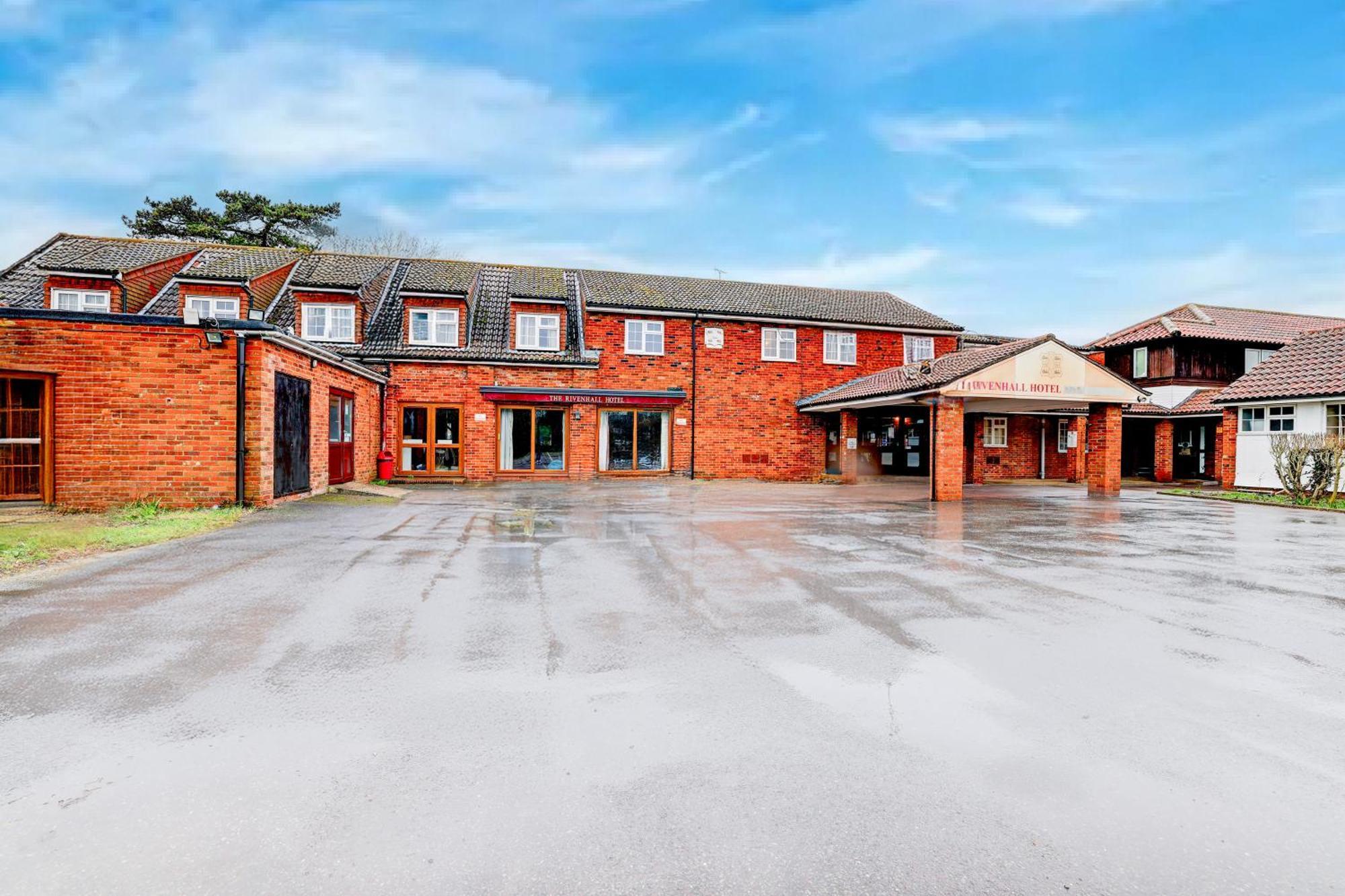 Oyo The Rivenhall Hotel In Witham, Chelmsford エクステリア 写真